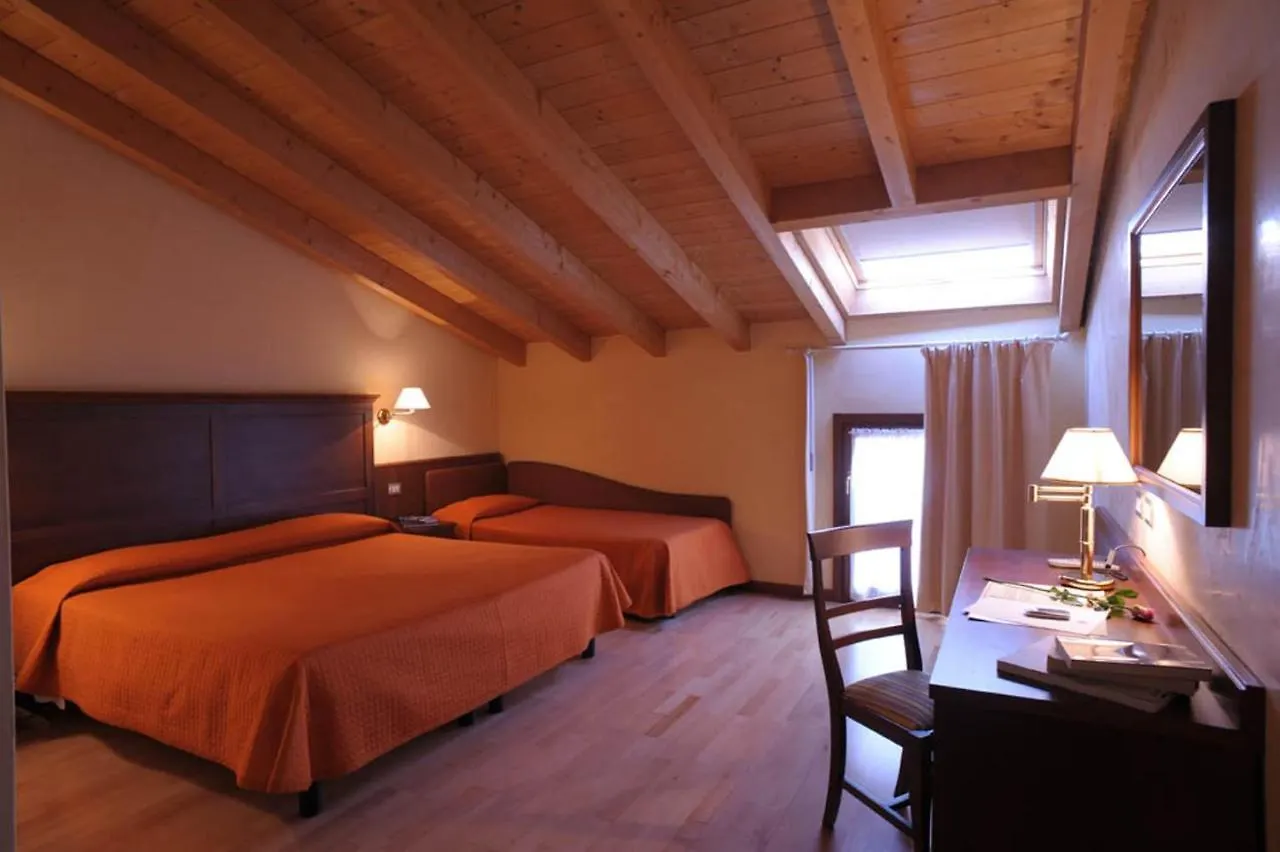 Corte Castelletto Nogarole Rocca Hotel